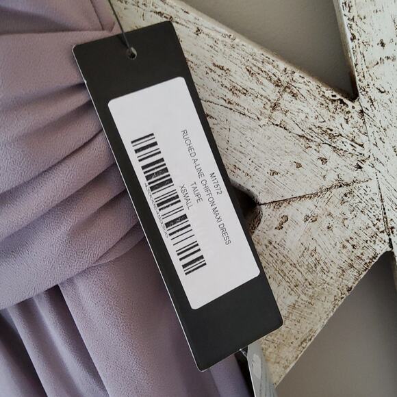Lulu's Ruched A-Line Chiffon Maxi Dress Sleeveless in Taupe Purple - Picture 3 of 7